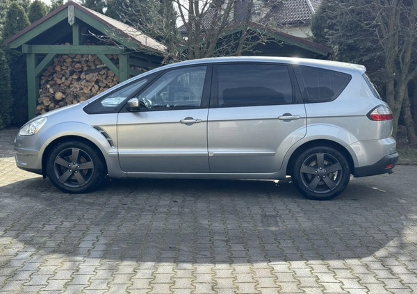 Ford S-Max cena 18000 przebieg: 261000, rok produkcji 2007 z Twardogóra małe 154